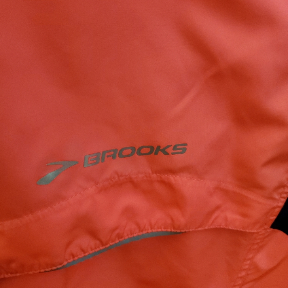 Brooks Running Jacket - image 3
